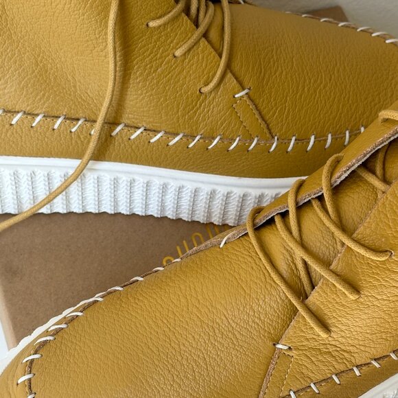 Charlotte Stone Leather Sneakers, style Darcy, color dijon, size 10 - Picture 4 of 6